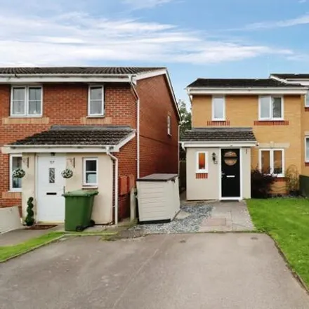 Buy this 3 bed house on 28 in 30 Viaduct Close, Rugby