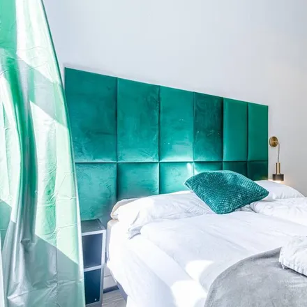 Rent this 2 bed apartment on 1150 Gemeindebezirk Rudolfsheim-Fünfhaus
