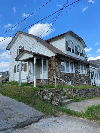 Image 4 - 217 Washington Street, New Bethlehem, Clarion County, PA 16242, USA - House for sale