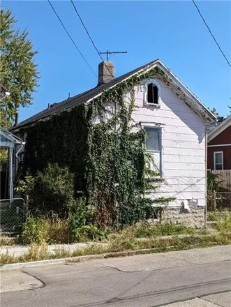 Buy this 1 bed house on 34 Morton Avenue in Dayton, OH 45410