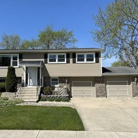 Buy this 3 bed house on 16594 Parliament Avenue in Tinley Park, IL 60477