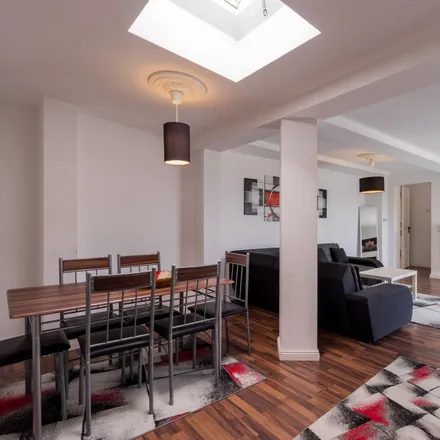 Rent this 4 bed apartment on Guineastraße 1 in 13351 Berlin, Germany