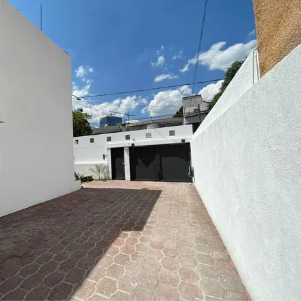 Image 3 - Calle Felipe S. Xicotencaltl, 53100 Ciudad Satélite, MEX, Mexico - House for sale