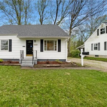 Buy this 4 bed house on 629 Woodside Drive in Kent, OH 44240
