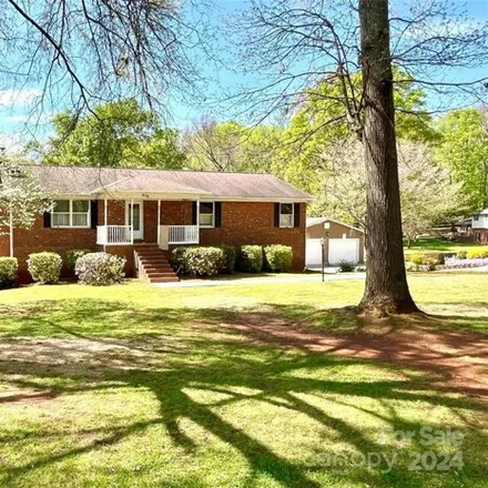 Buy this 3 bed house on 2233 Deerwood Place Northwest in Concord, NC 28027