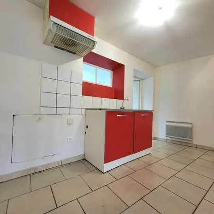 Rent this 3 bed apartment on 43 ter Rue Bernisseaux in 08120 Bogny-sur-Meuse, France