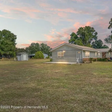 Buy this 3 bed house on 1058 County Road 318 in Bushnell, Sumter County