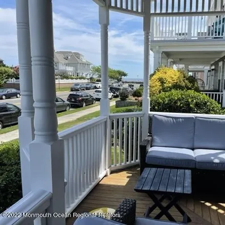 Image 5 - 31 Sylvania Avenue, Avon-by-the-Sea, Monmouth County, NJ 07717, USA - House for rent