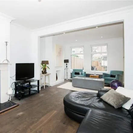 Image 2 - 57 Church Avenue, London, SW14 8NL, United Kingdom - Townhouse for sale