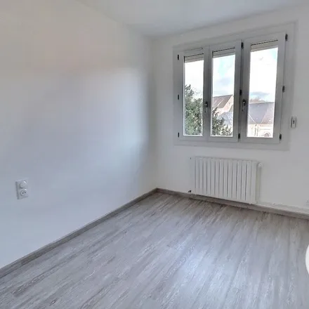 Rent this 2 bed apartment on 18 Rue Général de Gaulle in 27300 Bernay, France