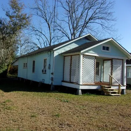 Image 2 - 179 4th Street, Abbeville, LA 70510, USA - House for sale