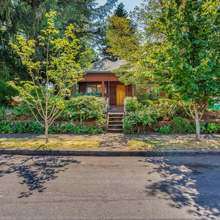 Buy this 4 bed house on 4710 Southeast Long Street in Portland, OR 97206