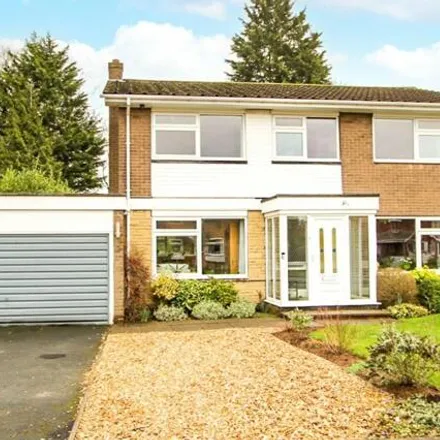 Buy this 5 bed house on The Hollows in Doncaster, DN4 7PT