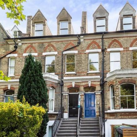 Rent this 1 bed apartment on Maple Road in London, KT6 5PP
