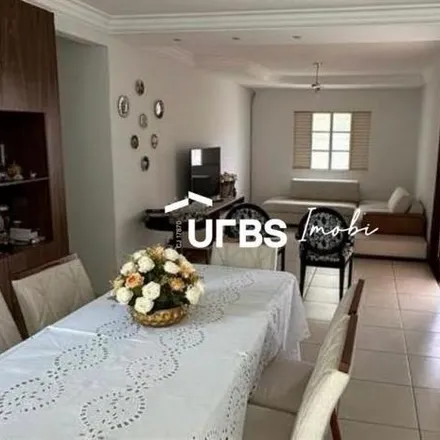 Buy this 4 bed house on Rua C-185 in Setor Jardim América, Goiânia - GO
