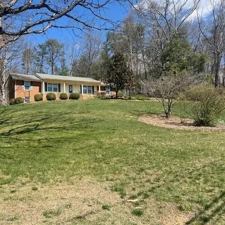 Rent this 4 bed house on 5521 Grandin Road in Cave Spring, VA 24018
