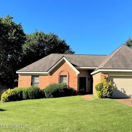 Image 1 - 415 Lymon Cove, Jago, Southaven, MS 38671, USA - House for sale