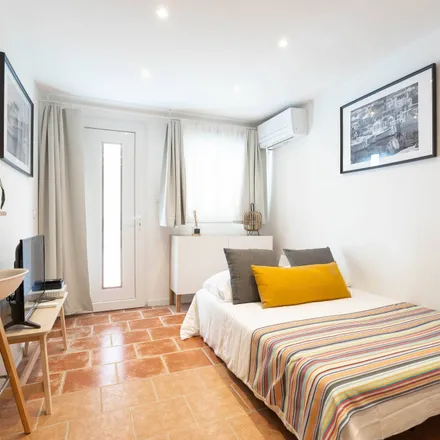 Image 3 - 2 Rue Fontaine des Vents, 13002 Marseille, France - Apartment for rent