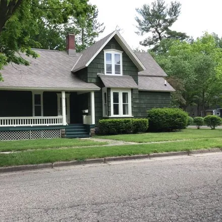 Buy this 3 bed house on 321 South Anderson Street in Plainwell, MI 49080