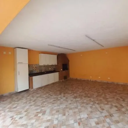 Rent this 3 bed house on Rua Almirante Barroso in Bocaina, Mauá - SP