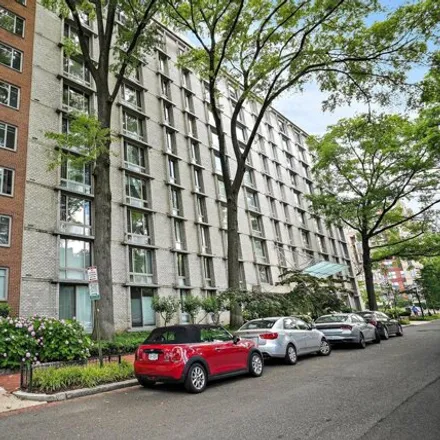 Image 3 - 950 25th St Nw Apt 1027n, Washington, District of Columbia, 20037 - Condo for sale