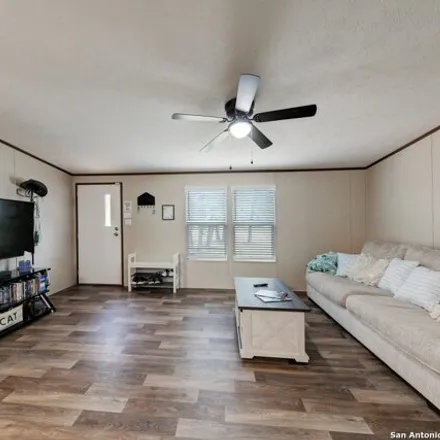 Image 4 - 268 Oak View Dr, La Vernia, Texas, 78121 - Apartment for sale