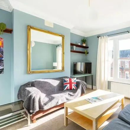 Rent this 3 bed apartment on London in SW4 7QH, United Kingdom