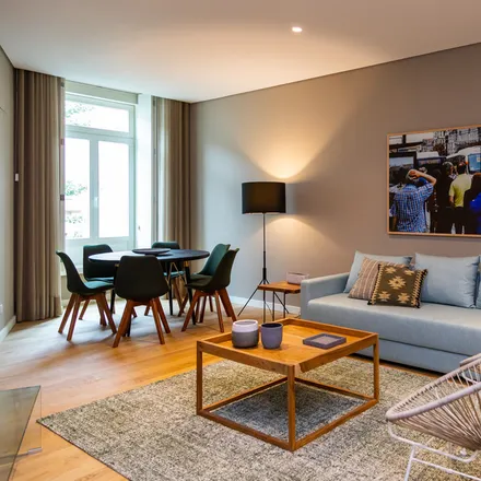 Rent this 2 bed apartment on Rua da Galeria de Paris 48 in 4050-284 Porto, Portugal