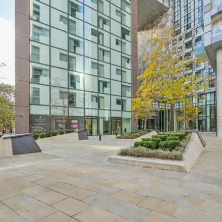 Buy this 1 bed apartment on Duckman Tower in 3 Lincoln Plaza, Millwall