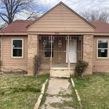 Buy this 3 bed house on 1400 South Fitzhugh Avenue in Dallas, TX 75223
