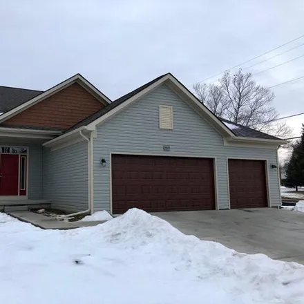 Buy this 4 bed house on 242 Dorsey Street in Macomb County, MI 48065