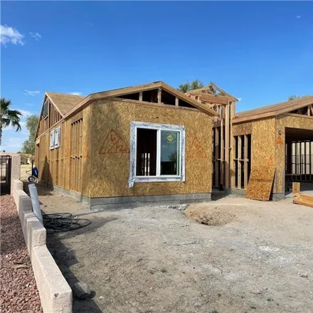 Image 2 - 2031 Desert Palms Drive, Mohave Valley, AZ 86426, USA - House for sale