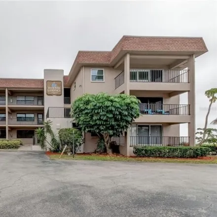 Buy this 2 bed condo on 1721 Gulf Road in Tarpon Springs, FL 34689