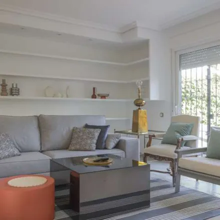 Rent this 8 bed apartment on Av.Victoria-Calvo Sotelo in Avenida de la Victoria, 28221 Madrid