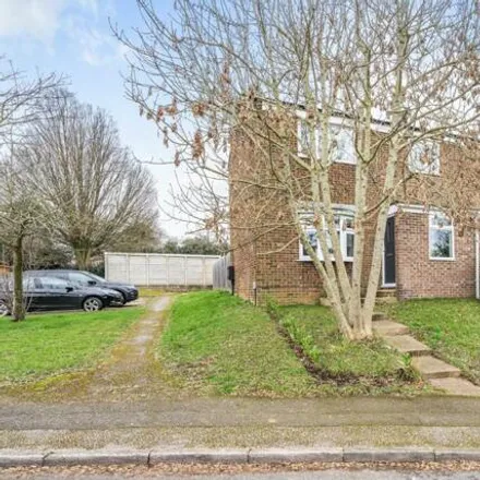 Buy this 3 bed house on Hurst Road in Ashford, TN24 9PS