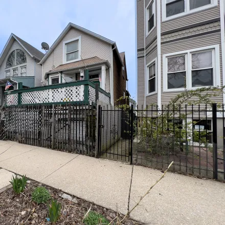 Buy this 4 bed house on 1724 North Whipple Street in Chicago, IL 60647