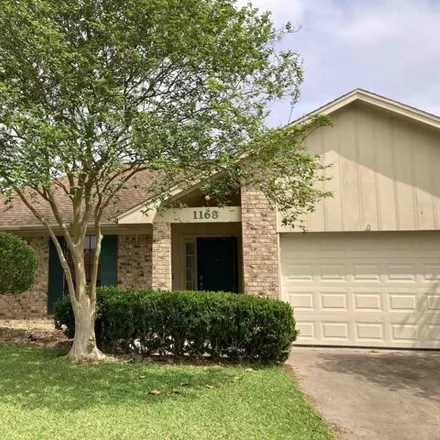 Rent this 3 bed house on 1172 Briarmeadow Drive in Beaumont, TX 77706