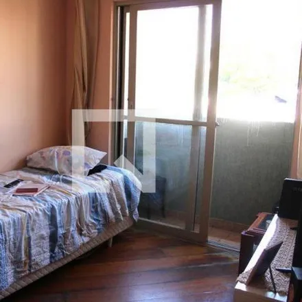 Buy this 2 bed apartment on Rua Capistrano de Abreu in Campos Elísios, São Paulo - SP