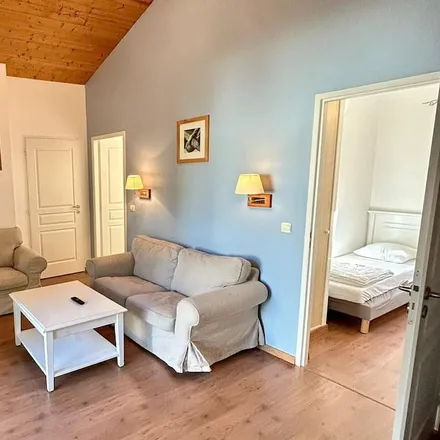 Rent this 2 bed house on Centre d'incendie et de secours de Parentis-en-Born in Rue du Château d'Eau, 40160 Parentis-en-Born