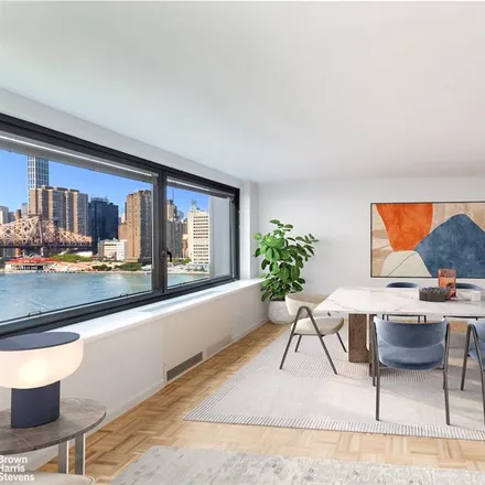 Image 1 - 531 MAIN STREET 1311 in Roosevelt Island - Apartment for sale