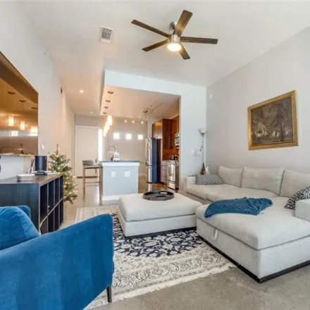 Rent this 1 bed condo on Greenwood Cemetery in Hugo Street, Dallas