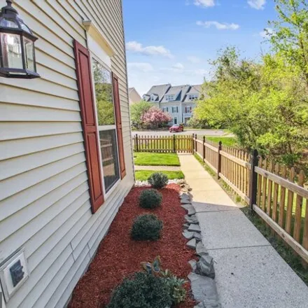 Image 3 - The Vineyards Community Playground, Morning Breeze Court, Odenton, MD 21113, USA - Townhouse for sale