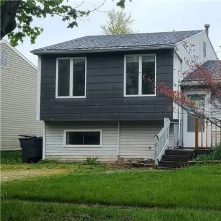 Buy this 3 bed house on 3824 House of Stuart Avenue in Toledo, OH 43607