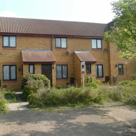 Image 2 - Longhedge, Fenny Stratford, MK7 8LB, United Kingdom - Townhouse for rent