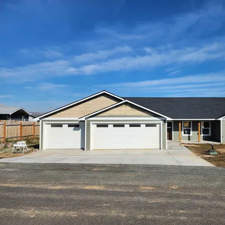 Buy this 3 bed house on 1705 Alder Avenue in Lewiston, ID 83501