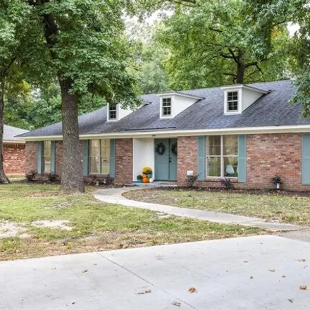 Buy this 4 bed house on 2106 Maywood Drive in Monroe, LA 71201