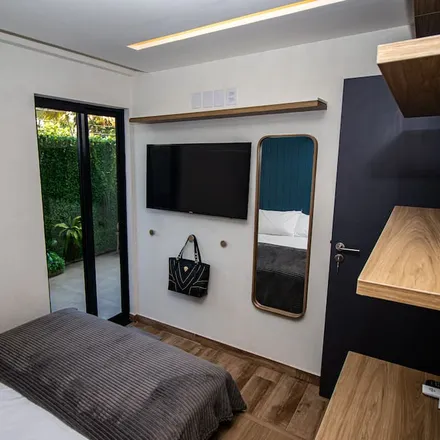 Rent this studio apartment on R. das Piscinas Naturais n 46