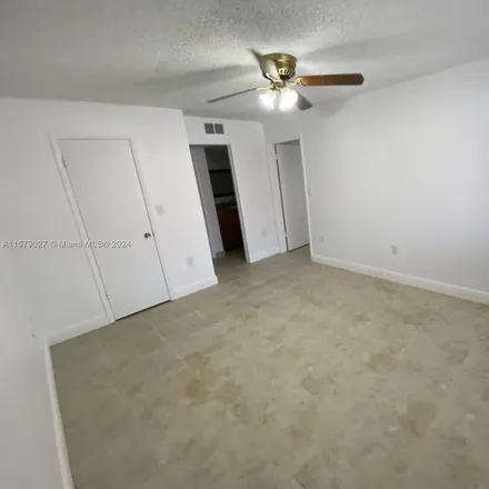 Image 7 - 10441 Southwest 156th Court - Apartment for rent