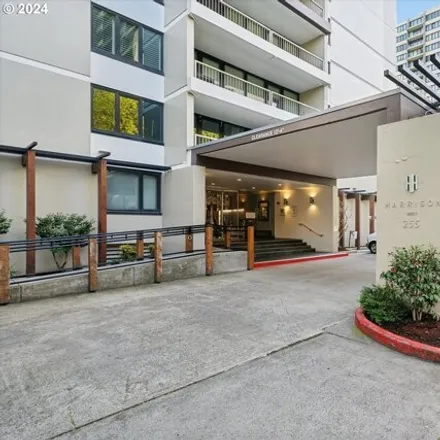 Buy this 1 bed condo on Francis W. Pettygrove in Southwest 2nd Avenue, Portland