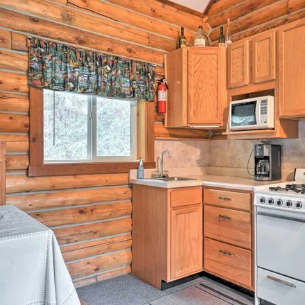 Rent this 1 bed house on Soldotna
